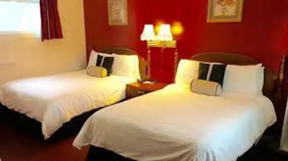 Saco River Motor Lodge & Suites | New Hampshire - Center Conway