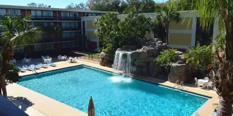 Altamonte Hotel And Suites