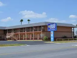 Deluxe Inn and Suites Weslaco | Teksas - McAllen (ve civarı) - Weslaco