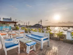 Paras Paros Marina Lodge | Bali - Denpasar