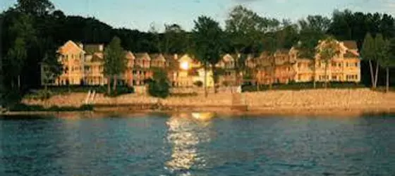 Westwood Shores Waterfront Resort | Wisconsin - Door County - Sturgeon Bay