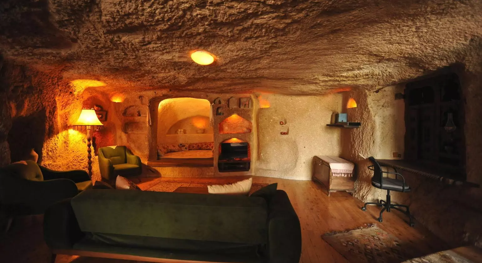 Anitya Cave House