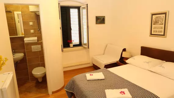 Malena Guest House | Split-Dalmaçya - Split - Split Eski Kent Bölgesi