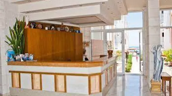 Ekavi Hotel | Girit Adası - Rethimnon (bölge) - Rethimnon