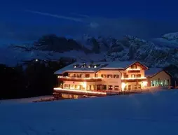 Hotel Sochers Club | Trentino-Alto Adige - Güney Tirol (il) - Selva di Val Gardena