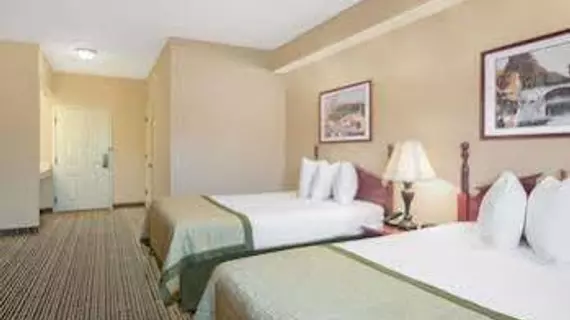 Baymont Inn and Suites Lafayette Airport | Louisiana - Lafayette (ve civarı) - Lafayette