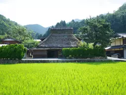 Miyama Futon & Breakfast Thatched Cottages | Kyoto (idari bölge) - Nantan