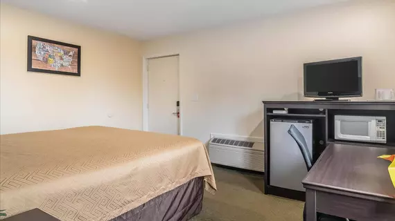 Econo Lodge | New York - George Gölü (ve civarı) - Lake George