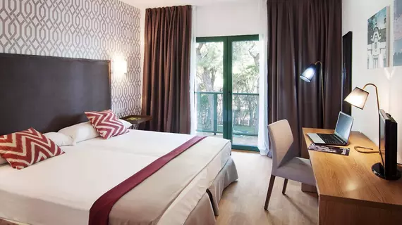 Hotel Oromana | Andalucia - Seville İli - Alcala de Guadaira