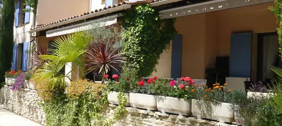 Hotel Mistral | Provence - Alpes - Cote d'Azur - Bouches-du-Rhone (bölge) - St.-Remy-de-Provence (ve civarı) - Mas-Blanc-des-Alpilles