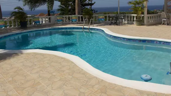 Chateau De La Rose - 1bdr Apartment | Saint James - Montego Körfezi (ve civarı) - Montego Bay