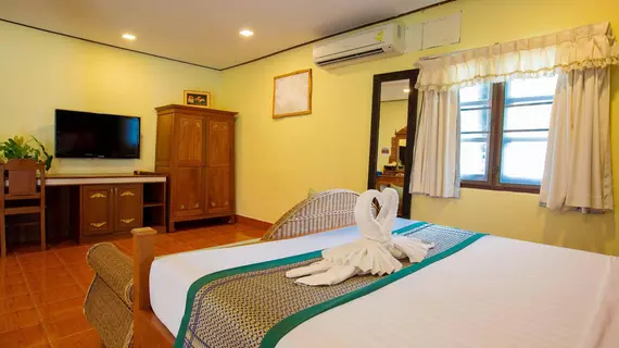 Sunset Beach Club and Spa | Surat Thani (vilayet) - Koh Phangan