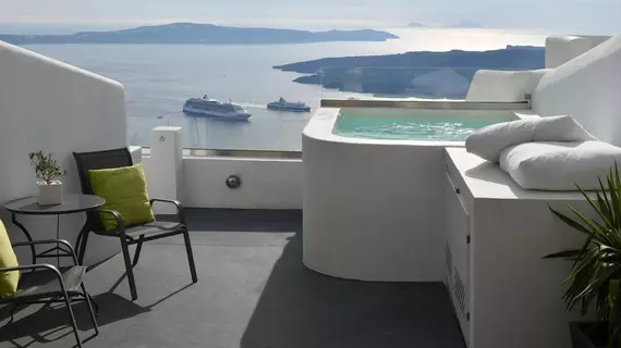 Exclusive Plan Private Suites | Ege Adaları - Santorini