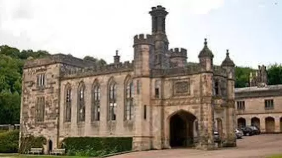 YHA Ilam Hall - Hostel | Derbyshire (kontluk) - Derbyshire Dales District - Ashbourne - Ilam