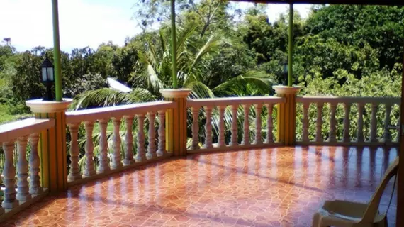 Villa Emilia Pension House | Bohol - Panglao