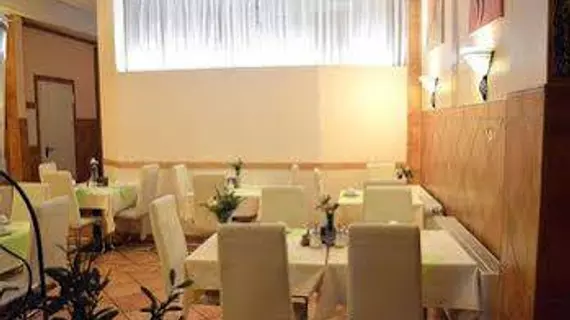 City Hotel West | Hessen - Frankfurt (ve civarı) - Frankfurt - Bahnhofsviertel