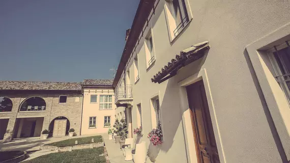 Langhe Country House | Piedmont - Cuneo (il) - Neive