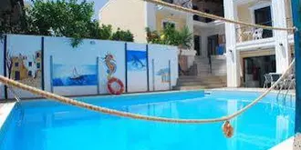 Renia Hotel-Apartments