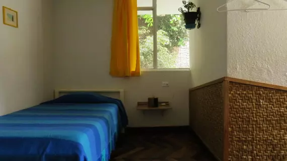 Hostal Plantas y Blanco | Tungurahua - Banos