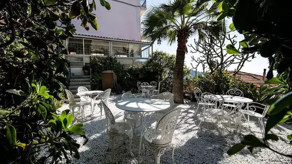 Hotel de charme Regency | Provence - Alpes - Cote d'Azur - Monaco (ve civarı) - Roquebrune-Cap-Martin