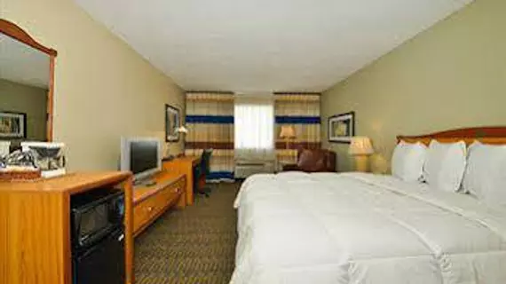 Lamplighter Inn and Suites - North | Missouri - Springfield (ve civarı) - Springfield