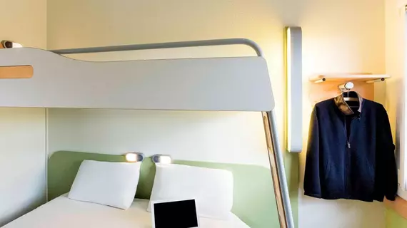 ibis budget Lyon Sud St Genis Laval | Auvergne-Rhone-Alpes - Rhone (bölge) - Lyon (ve çevresi) - Saint-Genis-Laval