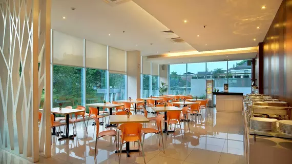 V Hotel - Bandung | West Java - Bandung (ve civarı) - Bandung