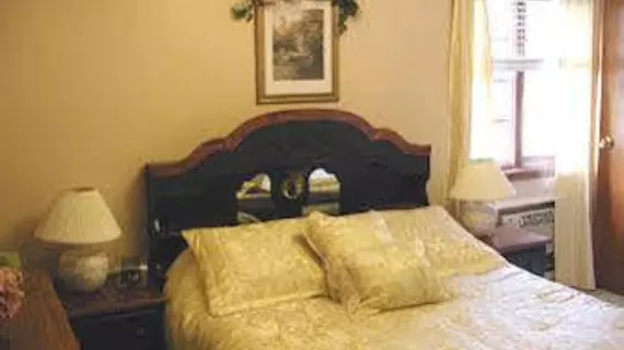 Villa Alexandrea Bed & Breakfast | Ontario - Niagara Regional Belediyesi - Niagara Şelalesi (ve civarı), Kanada - Niagara Şelalesi