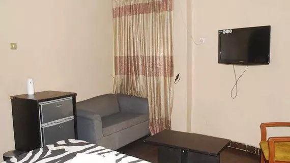 Emglo Suites | Lagos (ve civarı) - Lagos