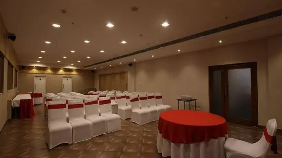 Rockdale Clarks Inn Suites | Andra Pradeş - Visakhapatnam (ve civarı) - Visakhapatnam