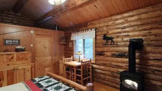 Silverwolf Log Chalet Resort | Montana - Whitefish (ve civarı) - Coram