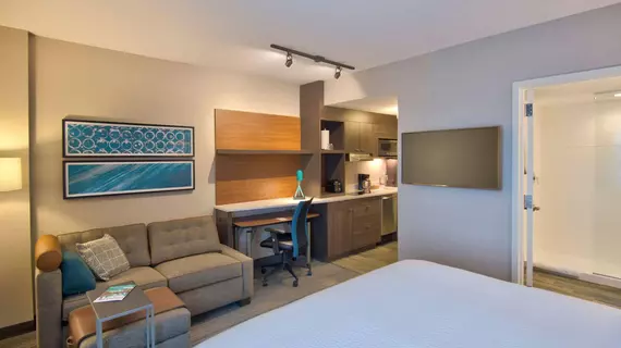 TownePlace Suites Miami Airport | Florida - Miami (ve civarı) - Miami