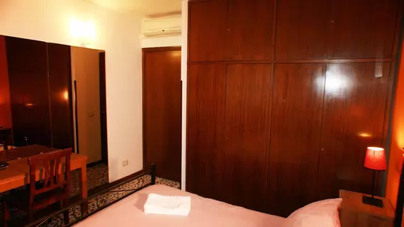 Macao Rooms | Lazio - Roma (ve civarı) - Roma Kent Merkezi - Rione XVIII Castro Pretorio