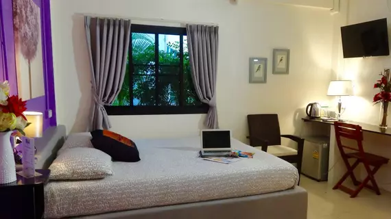 The Beach Cha Am Guest House | Prachuap Khiri Khan (ili) - Hua Hin (ve civarı) - Cha-am