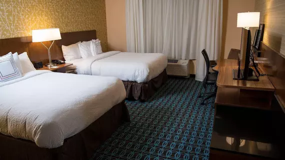 Fairfield Inn and Suites Cincinnati Uptown/University Area | Ohio - Cincinnati (ve civarı) - Cincinnati