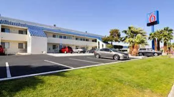 Motel 6 Palm Springs North | Kaliforniya - Imperial County - Palm Springs (ve civarı) - Palm Springs