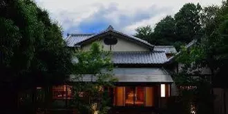 Yugawara Spa Ryokan Ashikari