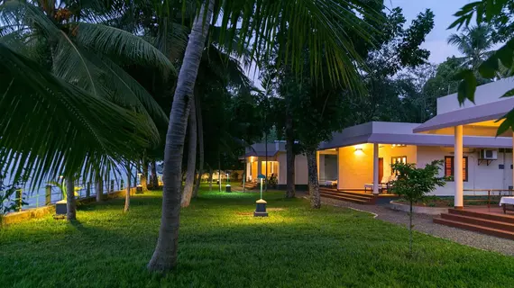 ILLIKKALAM LAKESIDE COTTAGES | Kerala - Kottayam Bölgesi - Kumarakom