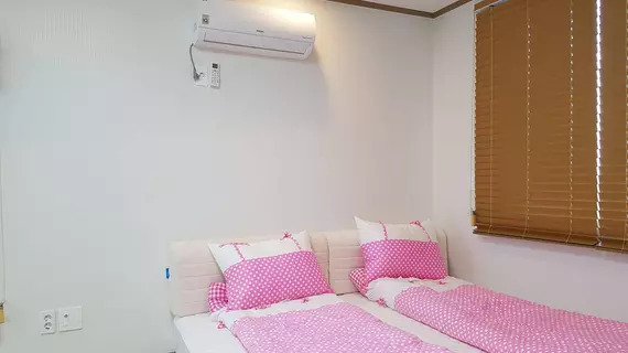 Neulpureun Guesthouse | Jeju Adası - Seogwipo - Daejeong - Moseulpo