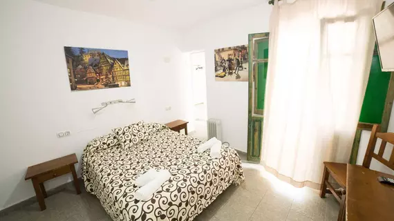 Hospedaje Lisboa Algeciras | Andalucia - Cadiz (vilayet) - Campo de Gibraltar - Algeciras