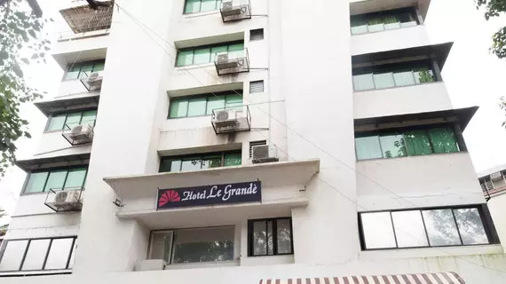 Hotel Le Grande | Maharaştra - Raigad - Bombay (ve civarı) - Bombay - Malad - Batı Banliyöleri