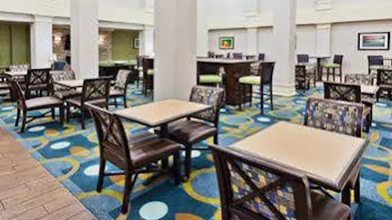 Holiday Inn Express Hotel & Suites Montgomery Boyd-Cooper Parkway | Alabama - Montgomery (ve civarı) - Montgomery