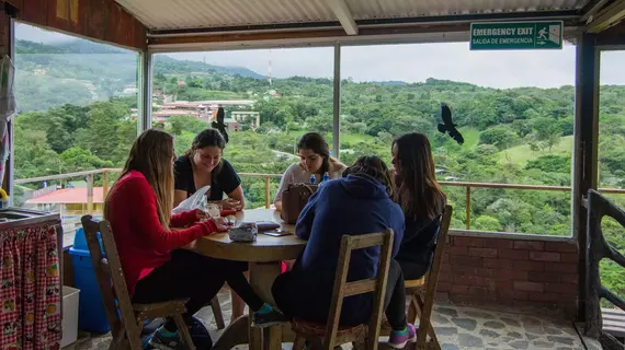 CABINAS VISTA AL GOLFO | Puntarenas (ili) - Monteverde