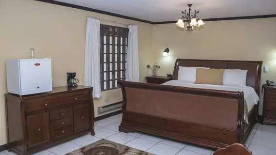 Hotel Chalet Tirol | Alajuela (ili) - San Jose (ve civarı) - San Rafael de Heredia