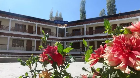 Abu Palace | Cammu ve Keşmir - Leh