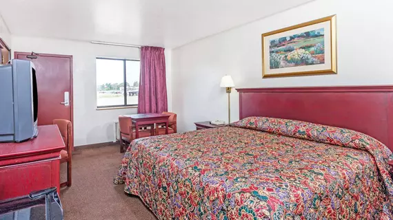 Deluxe Inn | Tennessee - Morristown (ve civarı) - Morristown