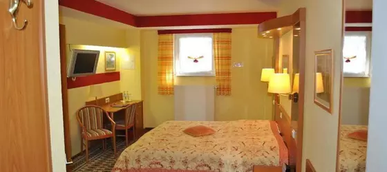 Parkhotel Neustadt | Brandenburg Bölgesi - Havelland - Neustadt (Dosse)