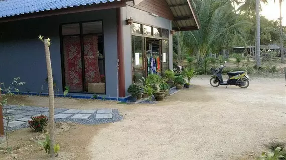 Maehaad Garden Inn | Surat Thani (vilayet) - Koh Phangan