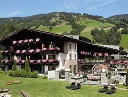 Hotel Interstar | Salzburg (eyalet) - Zell am See - Saalbach-Hinterglemm