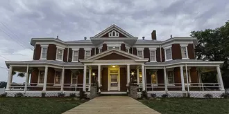 Grand Victorian Inn